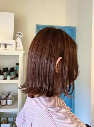 ミディアム カラー よこもり あいのヘアスタイル