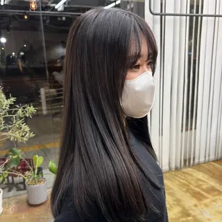 セミロング BELO OSAKA マオのヘアスタイル