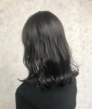 ミディアム ショート、韓国メンズ ヘアのかつらぎのヘアスタイル