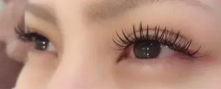 マツエク・マツパ MODEK'S松原 Haruのヘアスタイル