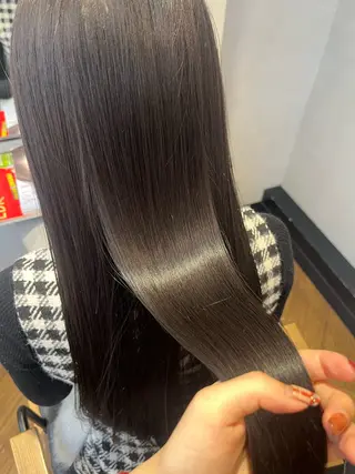 ロング 袋瀬 玲奈のヘアスタイル