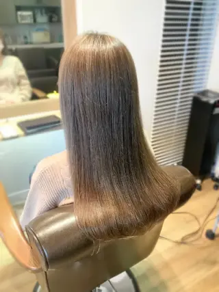 カラー ロング 堀 望美のヘアスタイル