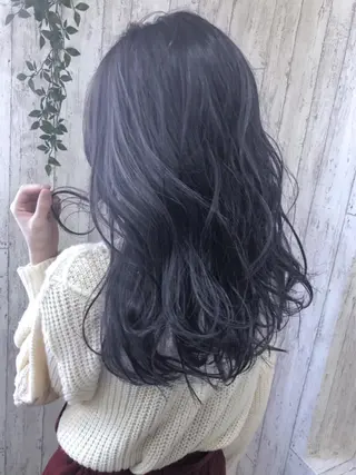 セミロング LANI OOSAKAのヘアスタイル