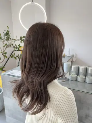 カラー 透明感グレージュ 加茂丈登のヘアスタイル
