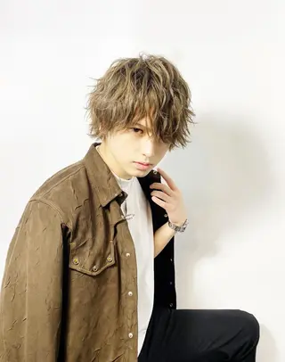 ミディアム カラー パーマ メンズ 大橋 拓巳のヘアスタイル