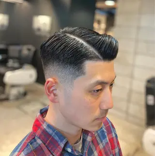 ショート メンズ FRANK’S BARBER&BEER CLUB 日比谷店所属・TAKU /フェード/パーマのヘアスタイル