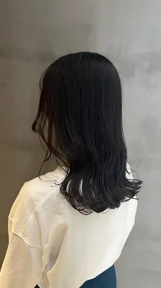 ロング 伊佐治 夕芽のヘアスタイル