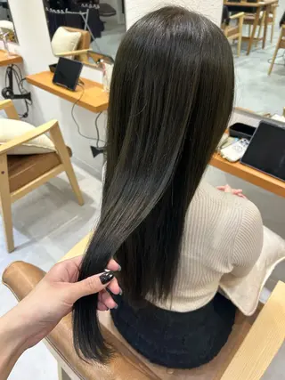 ロング カラー shy  by branch所属・伊豆 由奈のヘアスタイル
