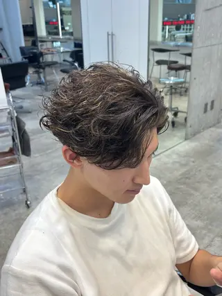 ショート カラー パーマ 【fifth】上條 巧真のヘアスタイル