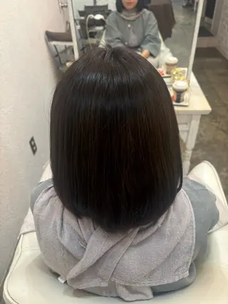 ミディアム 山﨑彩乃 🫧 縮毛矯正🪐のヘアスタイル