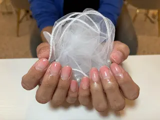 ネイル WHITE NAIL 難波店所属・荒木 綾花のネイルデザイン