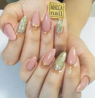 パーマ ネイル キッズ セミロング ヘアアレンジ MALCAnail(マルカネイル)所属・荒木 莉奈のネイルデザイン