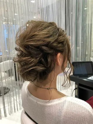 ミディアム ヘアアレンジ U&i所属・大塚 貴之のヘアスタイル