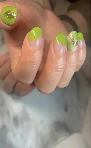 ネイル A MODO MIOのネイルデザイン