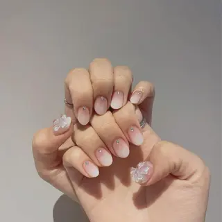 ネイル 【LILY】 ainaのネイルデザイン