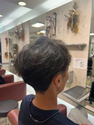 メンズ ダリー所属・Dali manaのヘアスタイル