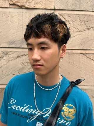 ミディアム カラー パーマ ヘアアレンジ メンズ 渡邉 舞のヘアスタイル