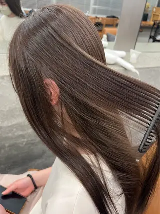 ミディアム カラー Garland 表参道所属・ミディアムレイヤー/ 艶カラー🎀　emiのヘアスタイル