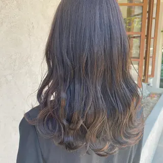 セミロング 小城 雪のヘアスタイル
