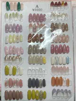 ネイル マシェリ梅田所属・macherie nailsalonのネイルデザイン