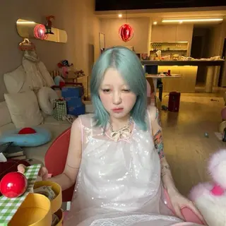 ミディアム カラー The Path ARENのヘアスタイル