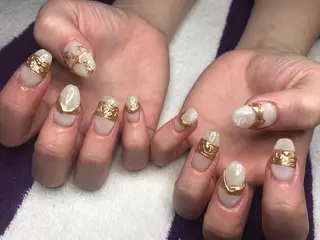 ネイル ネイルサロンハピーナ自宅サロン所属・金沢 未緒のネイルデザイン