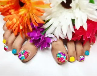 ネイル 《カメレオン》 西田美輝のヘアスタイル