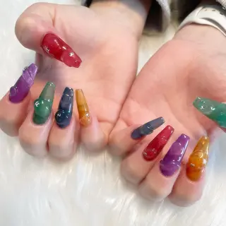 ネイル ゴテゴテ💙ワンホン リオナのネイルデザイン