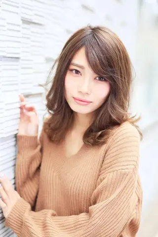 セミロング カラー パーマ 北谷 拓之のヘアスタイル