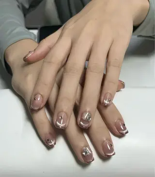 ネイル 高木 維麗絲のネイルデザイン