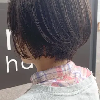 ショート カラー 前田 善夫のヘアスタイル