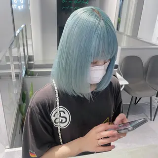 ショート カラー ikuma/ ミルクティーのヘアスタイル