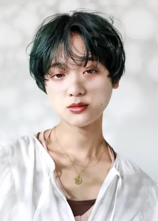 ショート カラー 榛地 渉馬のヘアスタイル