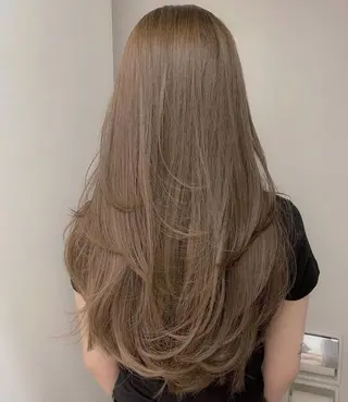 ロング カラー Hair Muse'e所属・永富 那於のヘアスタイル