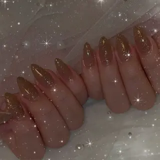 ネイル LUANA所属・LUANA ジュリのネイルデザイン