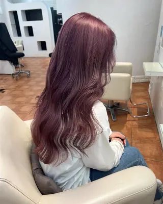 カラー ピンクカラー/ ブリーチなしRINAのヘアスタイル