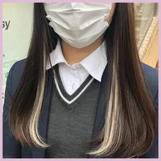 ロング カラー パーマ ヘアアレンジ 八巻 晴香のヘアスタイル