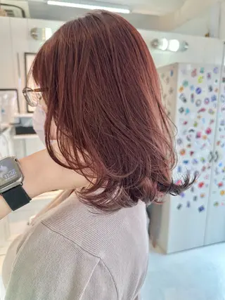ミディアム カラー HOLLY Tsubasa🐳のヘアスタイル