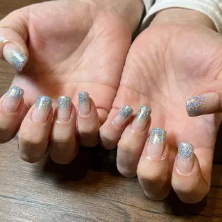 ネイル HENRIETTA NAILSALONのネイルデザイン