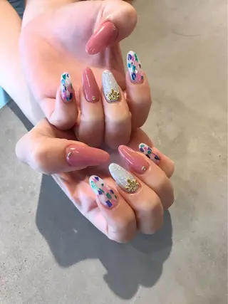 ネイル Soeur ネイリストのネイルデザイン