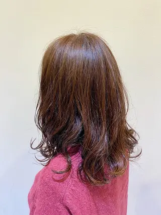 セミロング パーマ 坂井 茅聖のヘアスタイル