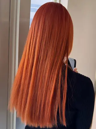 セミロング カラー SHEA表参道店所属・小林 聖悟のヘアスタイル