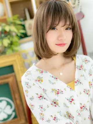 ミディアム カラー パーマ 小顔カット得意🌟 岩渕麻由のヘアスタイル