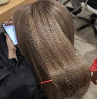 セミロング 暖色ハイトーンカラー /副店長YUTOのヘアスタイル