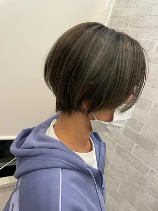 ショート カラー Well's TAIGAのヘアスタイル