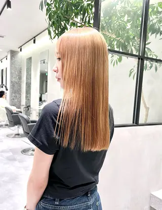 ロング ハイトーン/レイヤー カット岩田健斗/新宿のヘアスタイル