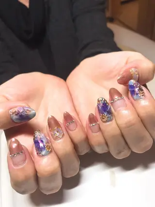 ネイル 木槿所属・吉冨 光恵のネイルデザイン