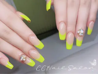 ネイル C.C.Nail Salon 池袋店所属・C.C.Studio 池袋のネイルデザイン