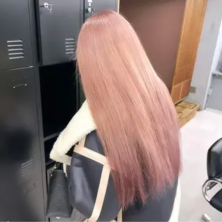 ロング カラー NNN(スリーエヌ)所属・yuina 【NNN】のヘアスタイル