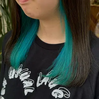 カラー インナーカラー🩵 角田紗雪のヘアスタイル